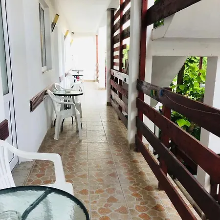 Πανσιόν Casa Andrei *