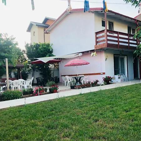 Casa Andrei Πανσιόν *