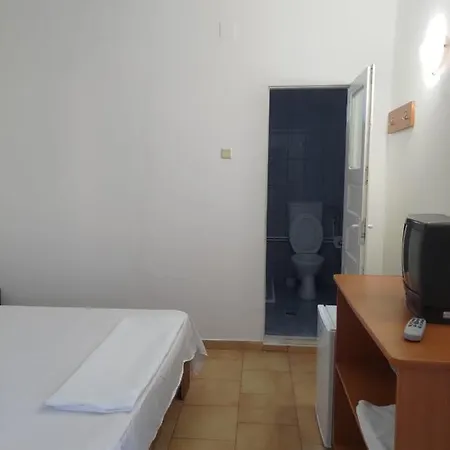 Πανσιόν Casa Andrei *